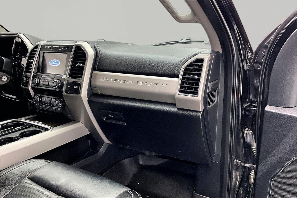 Certified 2021 Ford F350 Lariat w/ Lariat Value Package AWD/4WD image 17