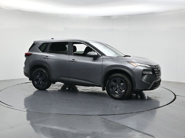 Used 2026 Nissan Rogue SV w/ Cold Weather Package FWD image 3