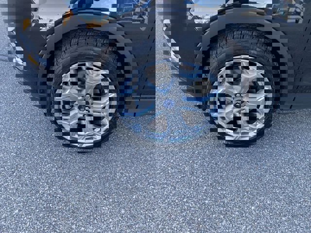 Certified 2019 Ford Escape Titanium image 10