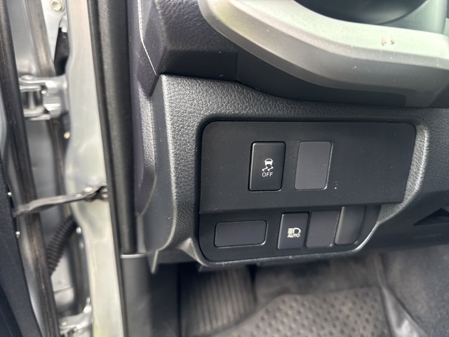 Used 2020 Toyota Tacoma SR5 RWD image 15