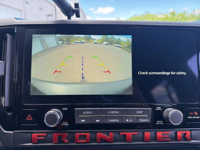 Used 2025 Nissan Frontier PRO-4X AWD/4WD image 19