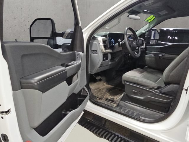 Certified 2024 Ford F250 XLT AWD/4WD image 11
