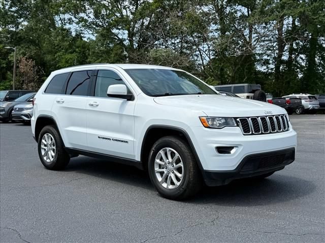 Used 2022 Jeep Grand Cherokee Laredo E RWD image 2