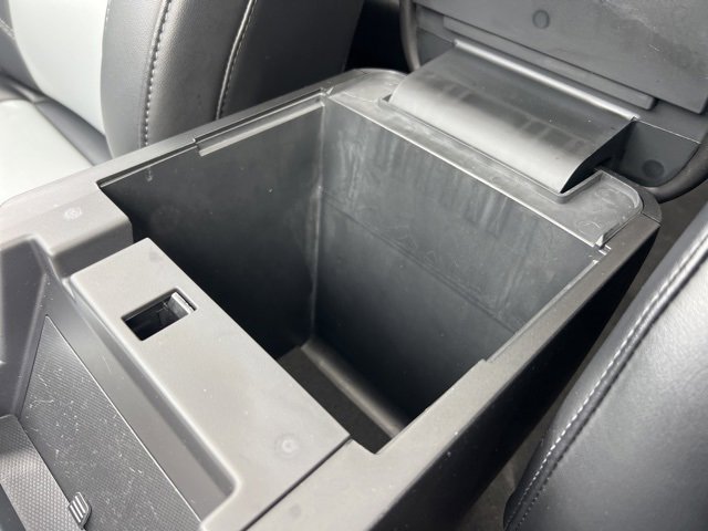 Certified 2023 Ford Explorer XLT w/ Equipment Group 202A image 17