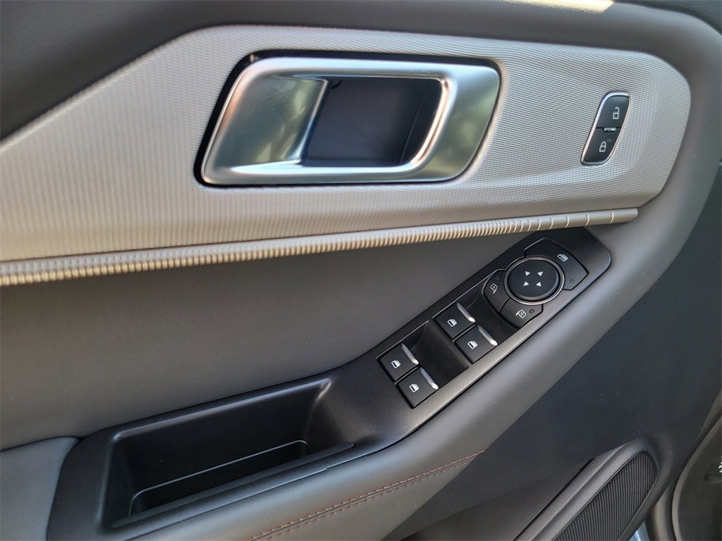 Certified 2025 Ford Explorer Active image 16