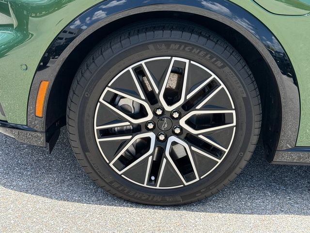 Certified 2024 Ford Mustang Mach-E Premium AWD/4WD image 4