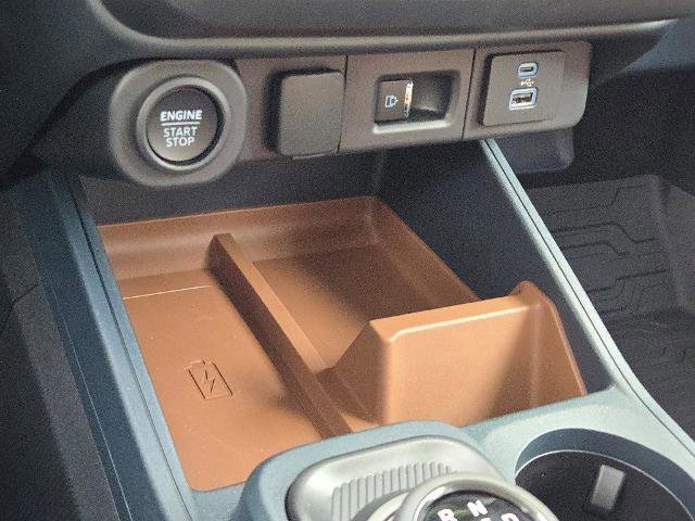 Certified 2024 Ford Maverick Lariat w/ 4K Tow Package image 25