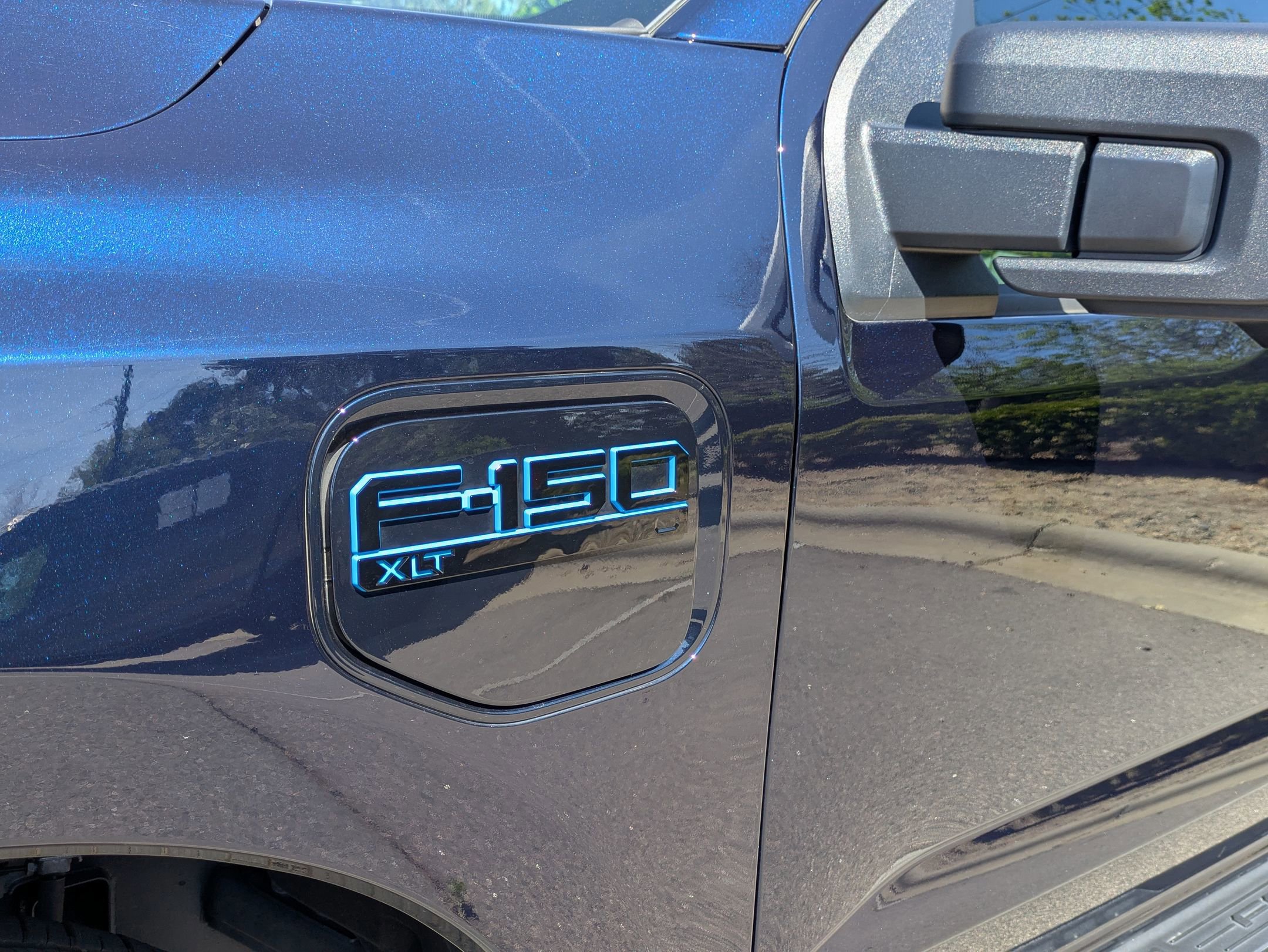 Certified 2025 Ford F150 Lightning XLT w/ Max Trailer Tow Package AWD/4WD image 14