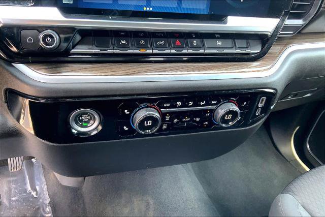 Used 2022 Chevrolet Silverado 1500 LT AWD/4WD image 35
