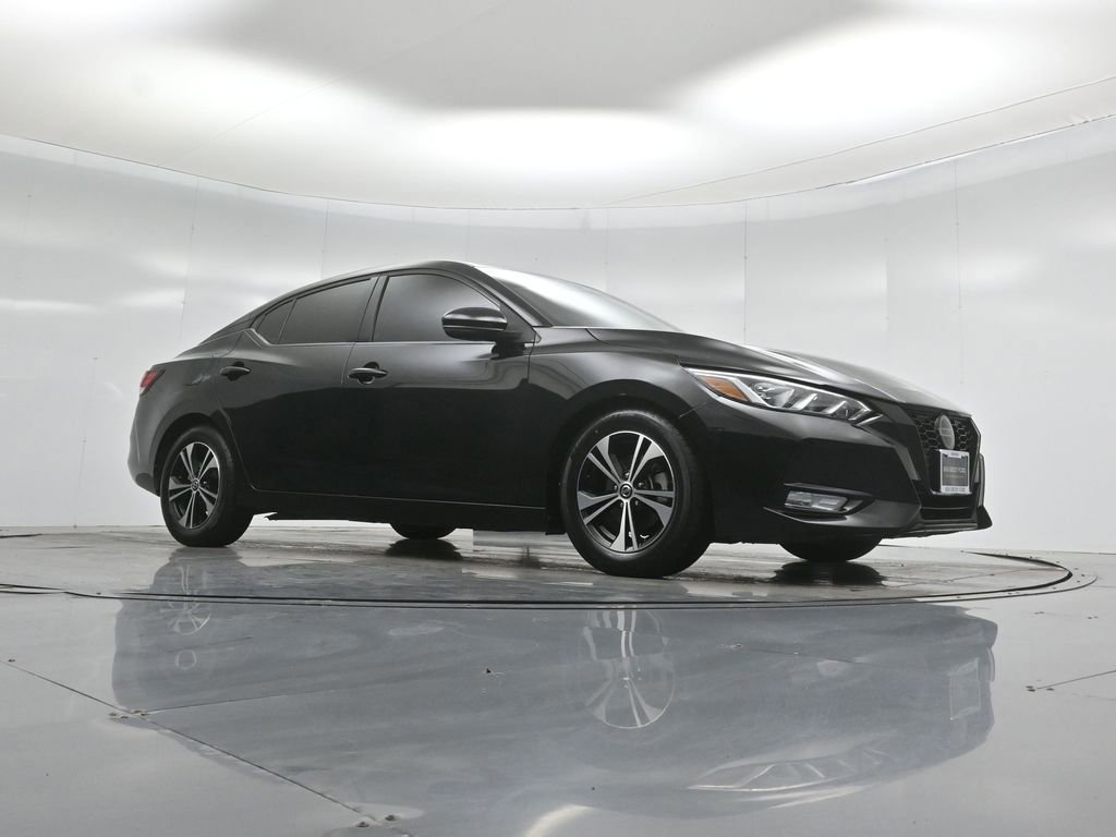 Used 2020 Nissan Sentra SV image 2