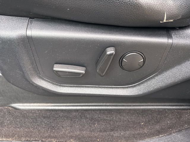 Certified 2019 Ford F150 Lariat w/ Equipment Group 502A Luxury image 17