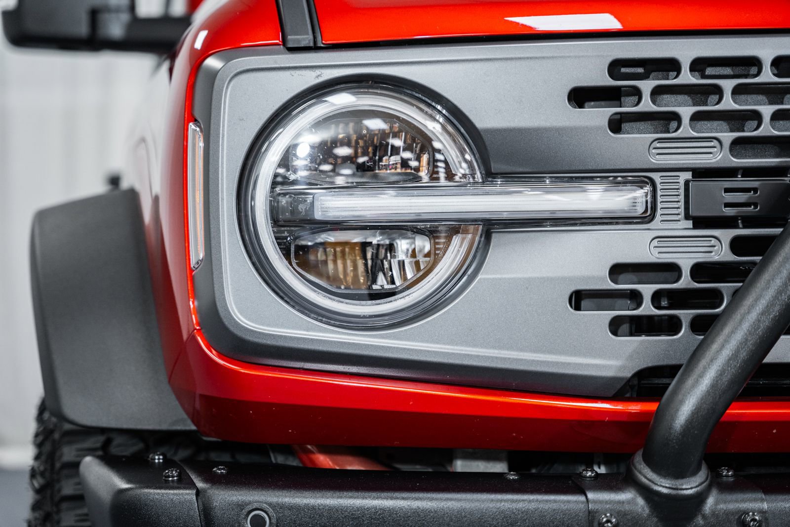 Certified 2024 Ford Bronco Badlands w/ Sasquatch Package image 9