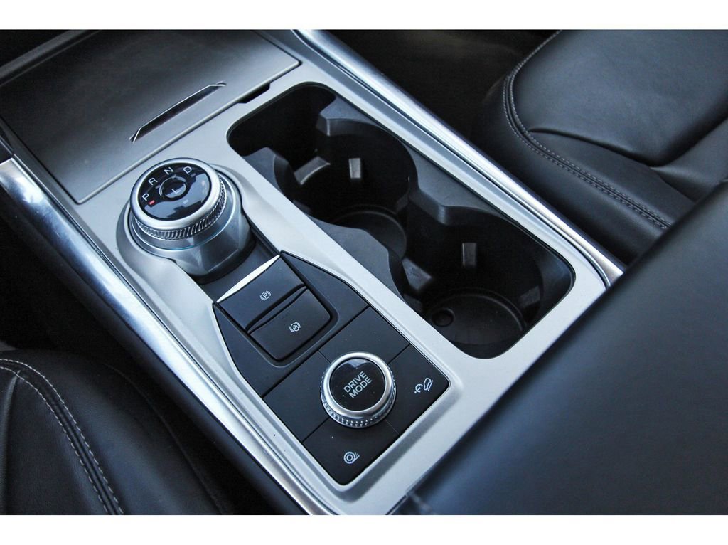 Certified 2023 Ford Explorer XLT w/ Equipment Group 202A image 29