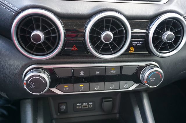 Used 2025 Nissan Sentra SV image 16