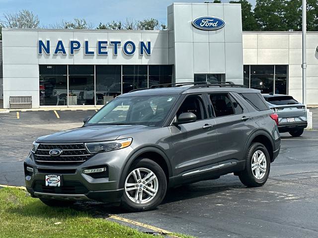 Certified 2023 Ford Explorer XLT w/ Equipment Group 202A AWD/4WD image 1
