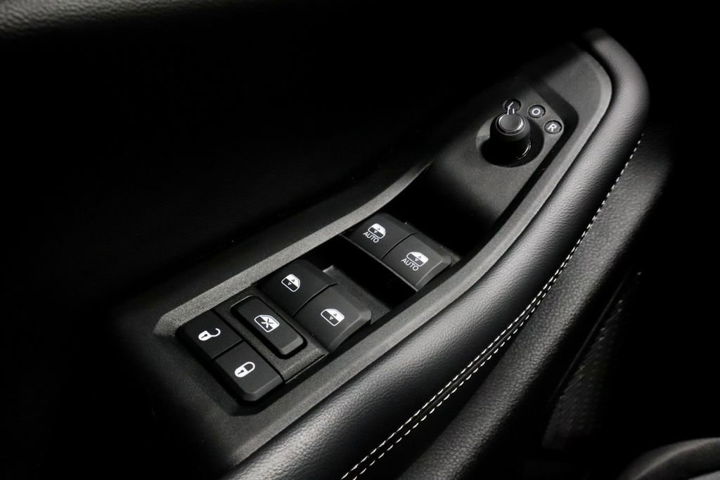 Used 2024 Jeep Grand Cherokee Laredo X w/ Luxury Tech Group I AWD/4WD image 26