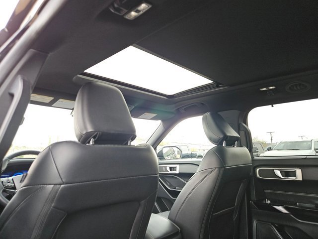 Certified 2022 Ford Explorer ST image 25