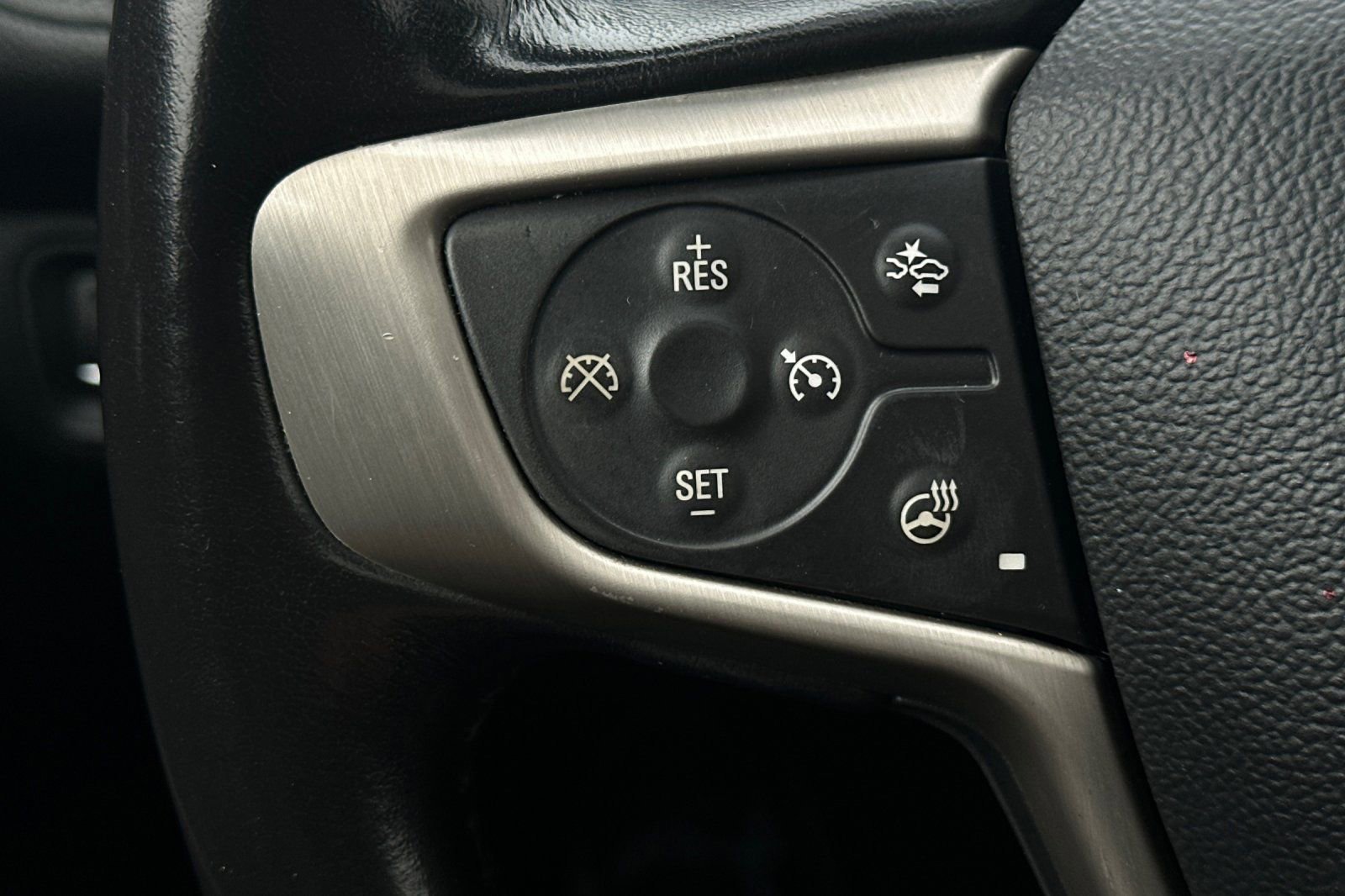 Used 2021 GMC Acadia Denali w/ Denali Technology Package image 28