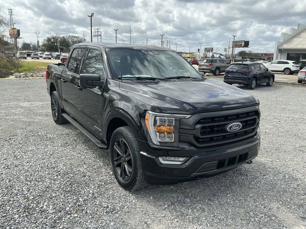 Certified 2021 Ford F150 XLT w/ Equipment Group 302A High image 10