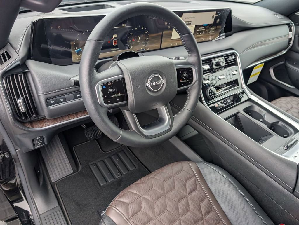 Used 2025 Nissan Armada Platinum image 20