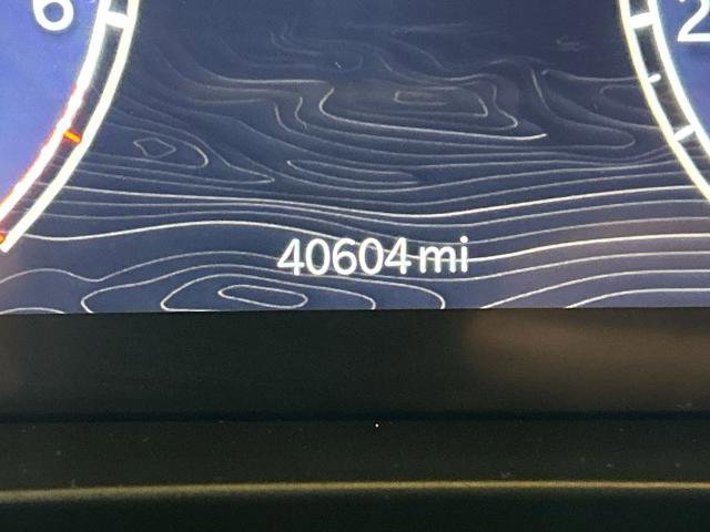 Used 2023 Jeep Grand Cherokee Limited w/ Luxury Tech Group II image 24