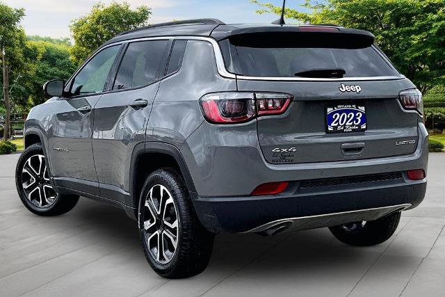 Used 2023 Jeep Compass Limited AWD/4WD image 2