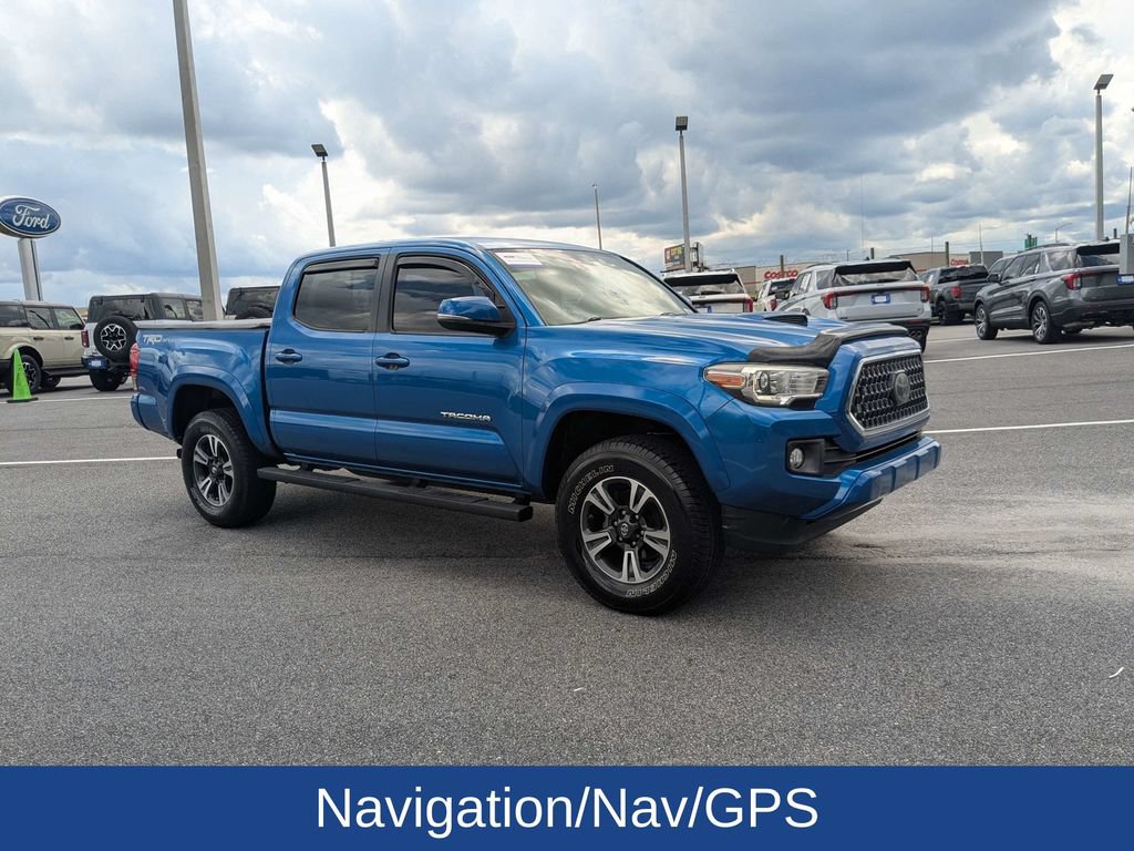 Used 2018 Toyota Tacoma TRD Sport RWD image 3