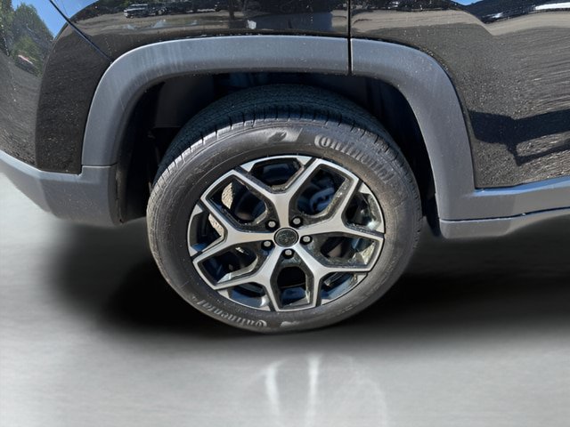 Used 2025 Jeep Compass Limited AWD/4WD image 25