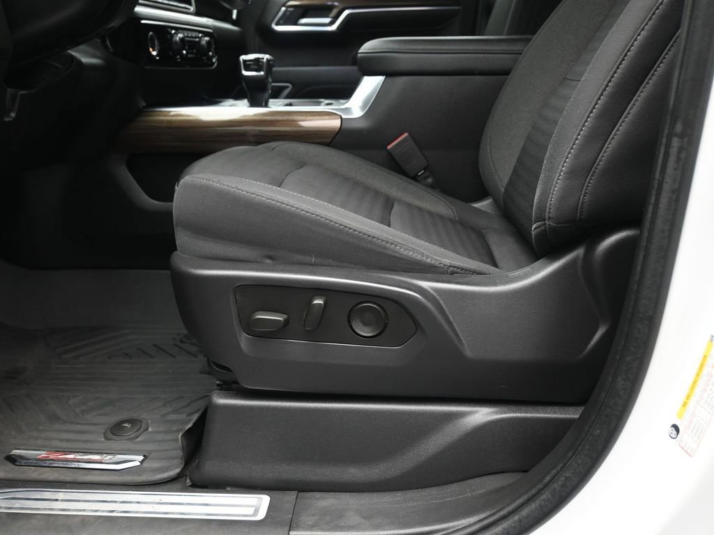 Used 2023 Chevrolet Silverado 1500 RST w/ Z71 Off-Road Package image 36