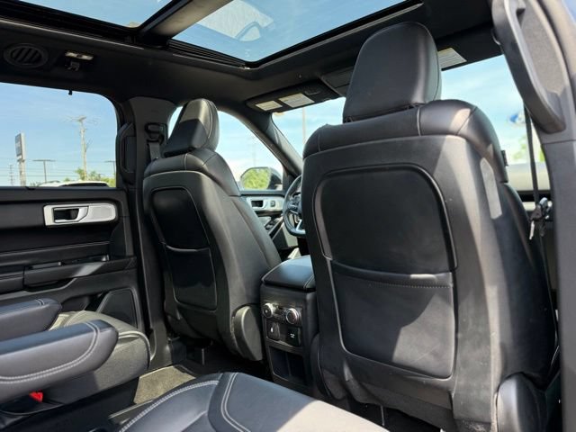 Certified 2020 Ford Explorer ST w/ Premium Technology Package AWD/4WD image 19