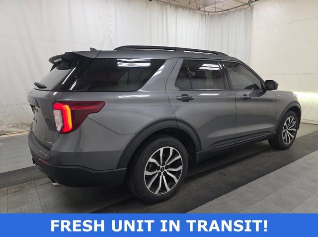 Certified 2022 Ford Explorer ST-Line w/ Class IV Trailer Tow Package image 2
