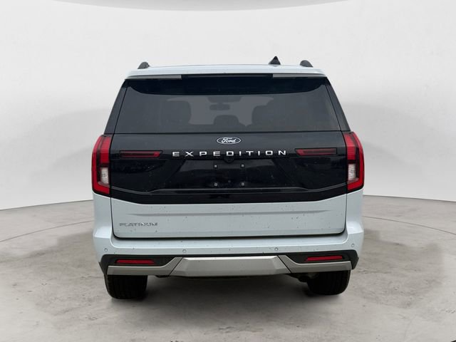 Certified 2025 Ford Expedition Platinum AWD/4WD image 4