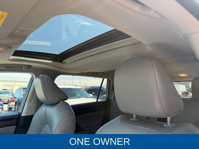 Used 2024 Toyota Highlander XLE AWD/4WD image 7