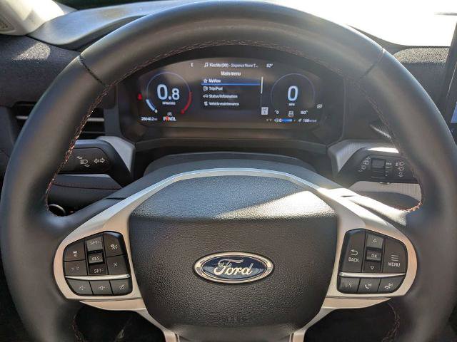 Certified 2025 Ford Explorer Active RWD image 30