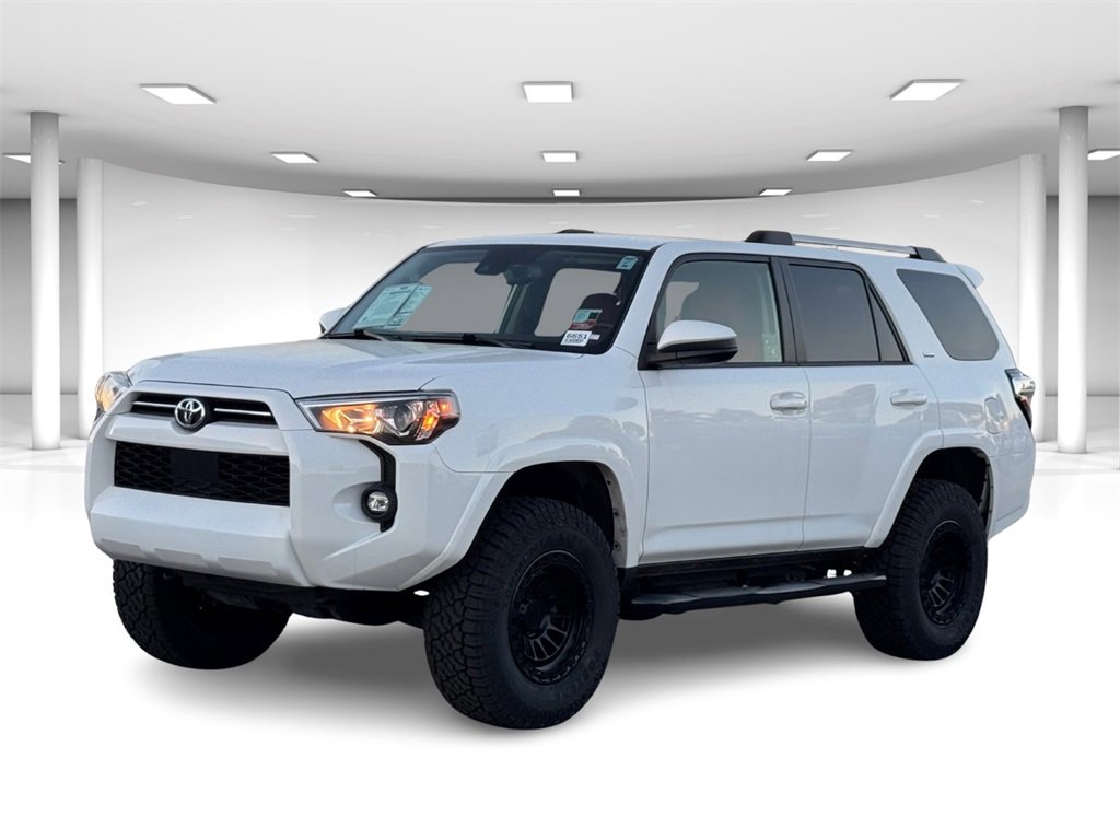 Used 2024 Toyota 4Runner SR5 image 2