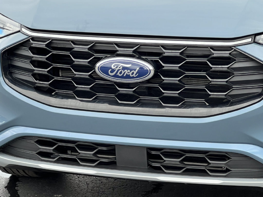 Certified 2023 Ford Escape ST-Line AWD/4WD image 38