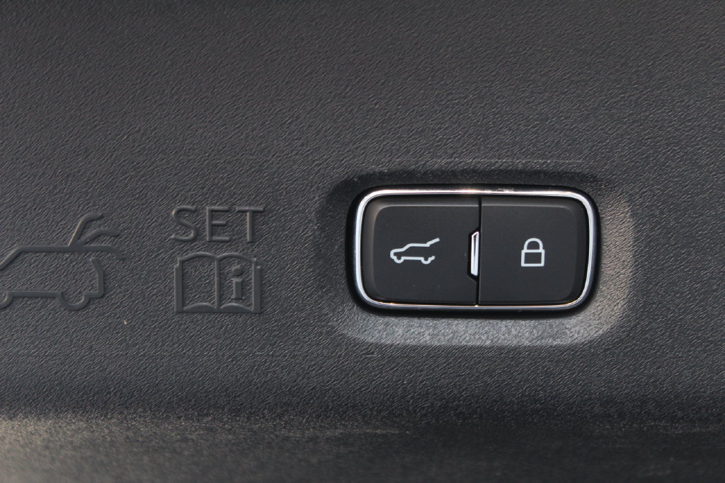 Certified 2025 Ford Expedition Active RWD image 21