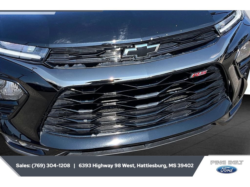 Used 2022 Chevrolet TrailBlazer RS w/ Convenience Package FWD image 25