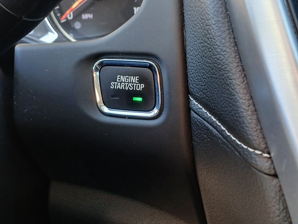 Used 2023 GMC Acadia SLE w/ Driver Convenience Package FWD image 20