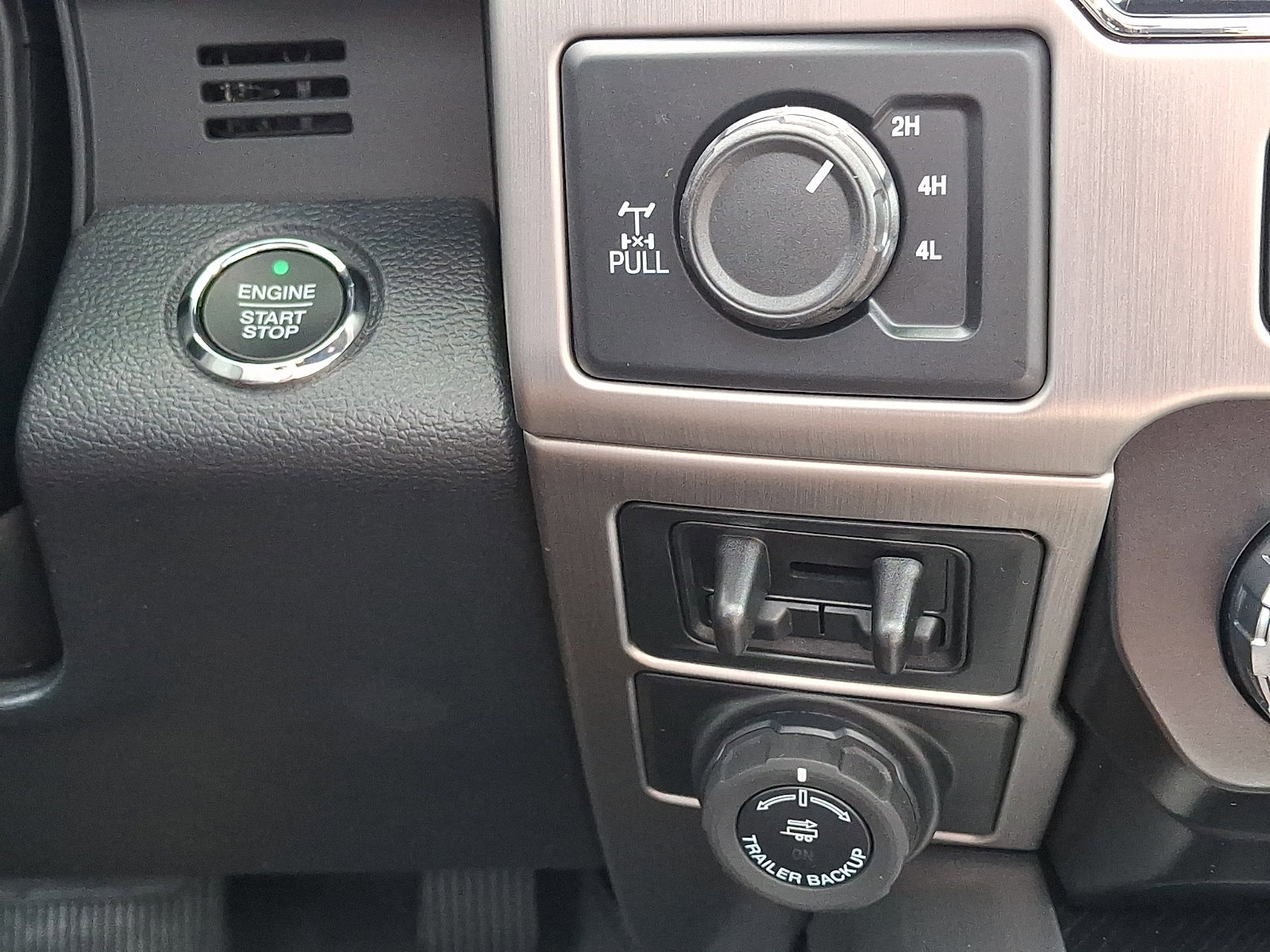 Certified 2022 Ford F250 Platinum image 27