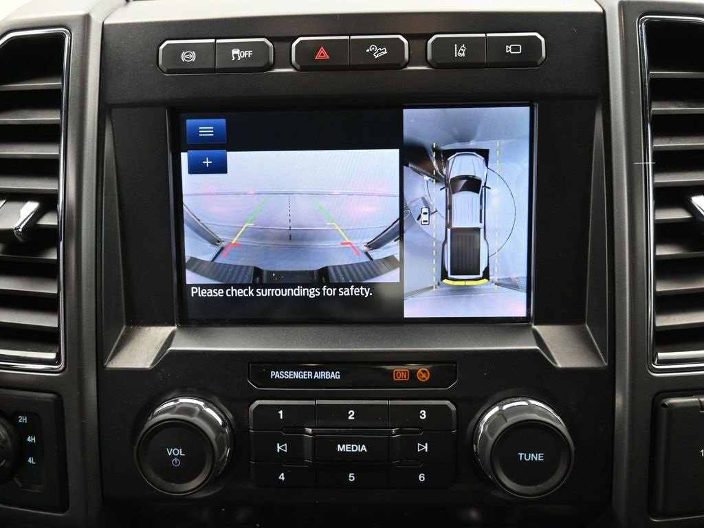 Certified 2022 Ford F350 XLT w/ XLT Premium Package image 3