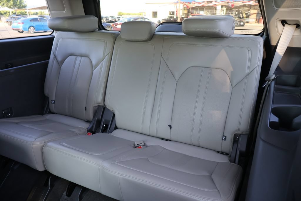 Certified 2021 Ford Expedition Limited RWD image 30