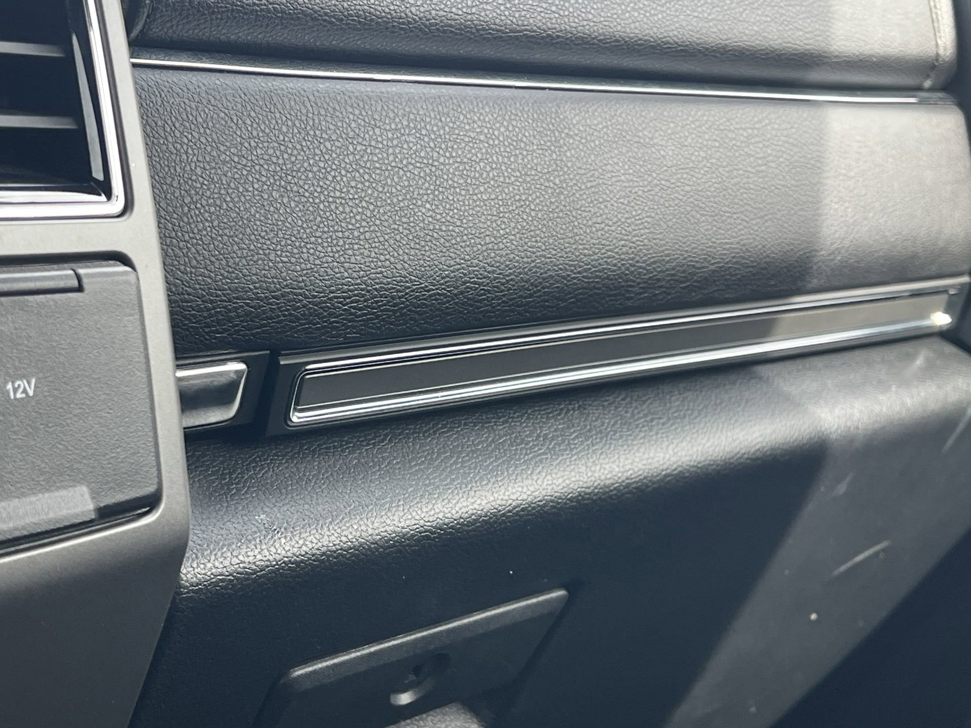 Certified 2021 Ford Expedition XLT image 16