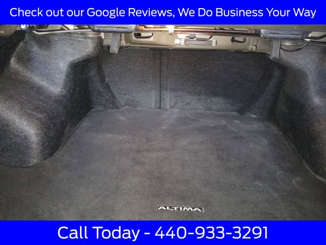 Used 2025 Nissan Altima 2.5 SV FWD image 37