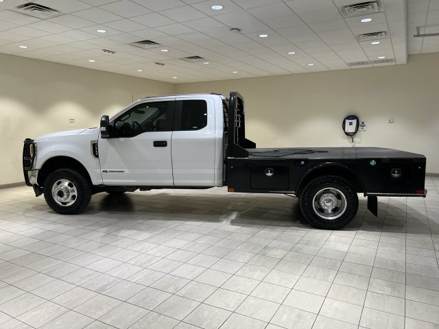 Certified 2022 Ford F350 XL w/ Power Equipment Group AWD/4WD image 2