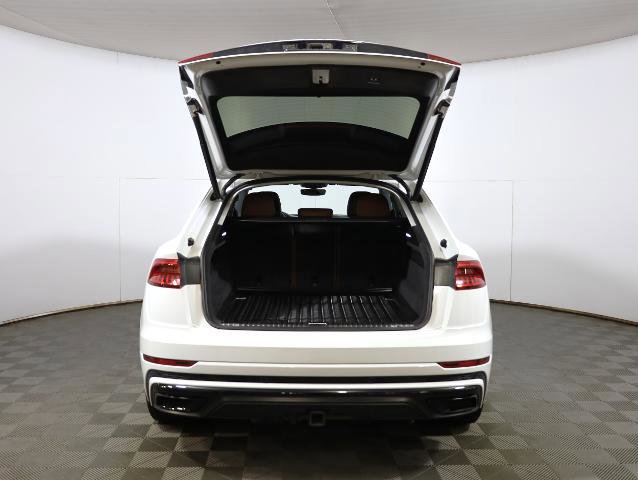 Used 2022 Audi Q8 Prestige w/ Prestige Package image 22