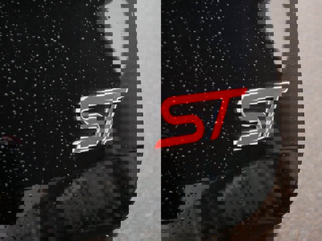 Certified 2023 Ford Explorer ST w/ Equipment Group 401A image 9