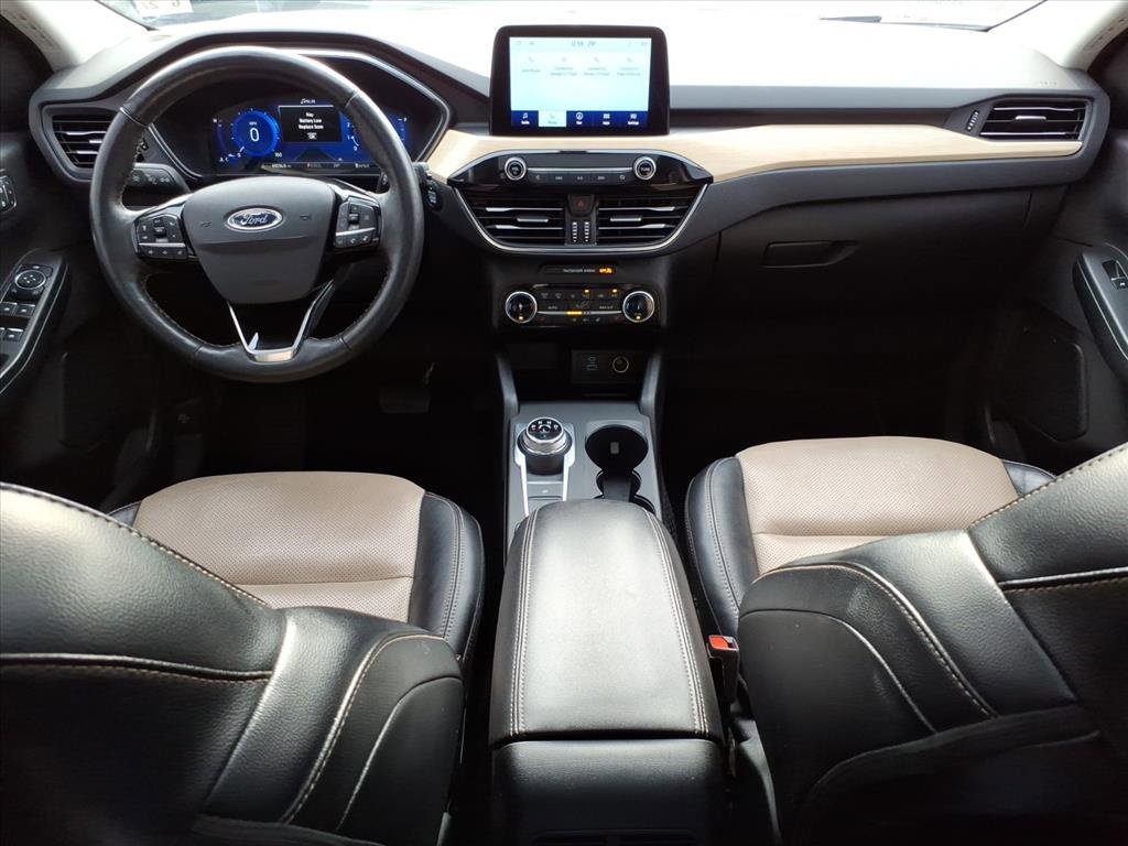 Certified 2022 Ford Escape Titanium w/ Titanium Elite Package image 12