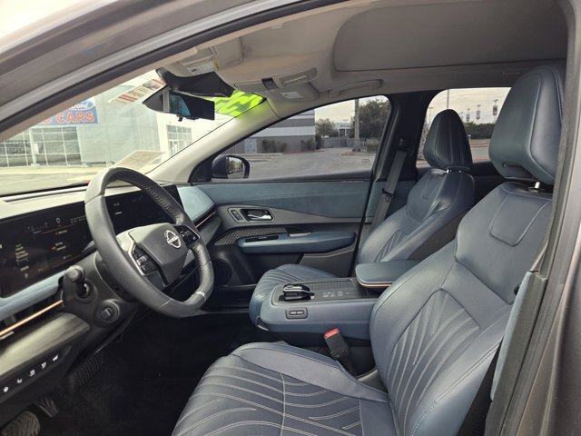Used 2023 Nissan Ariya AWD/4WD image 26