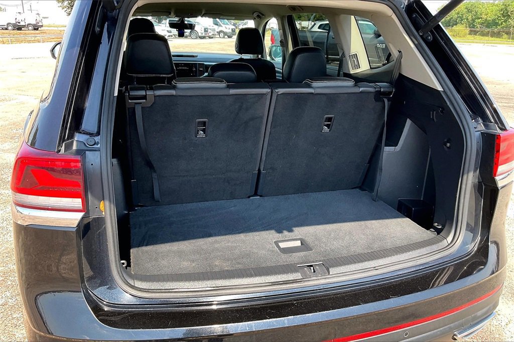 Used 2021 Volkswagen Atlas SE image 38